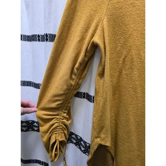 Saturday Sunday Anthropologie yellow gathered sleeve lightweight knit sweater M - Picture 4 of 10